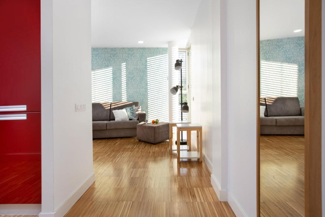 Stay U-Nique Apartments Pellaires バルセロナ エクステリア 写真