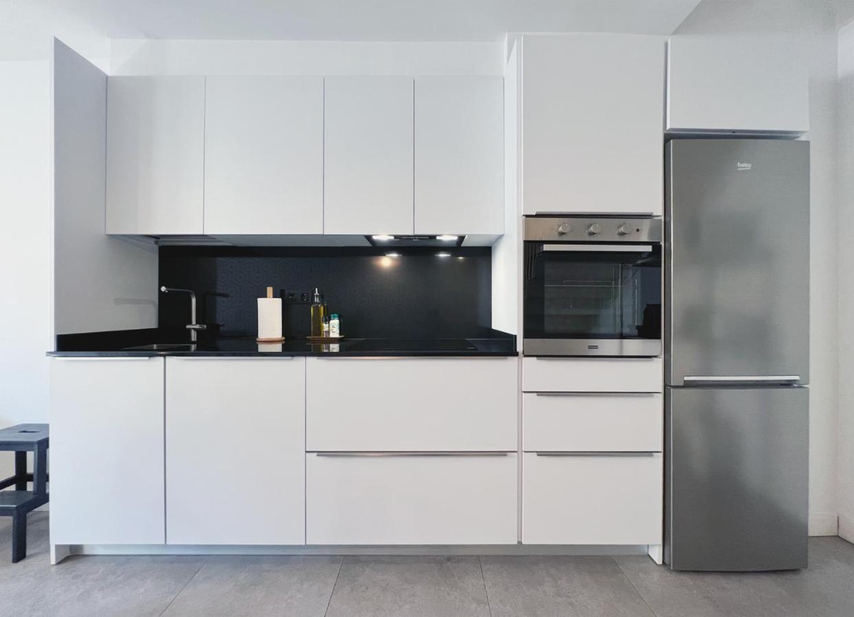 Stay U-Nique Apartments Pellaires バルセロナ エクステリア 写真