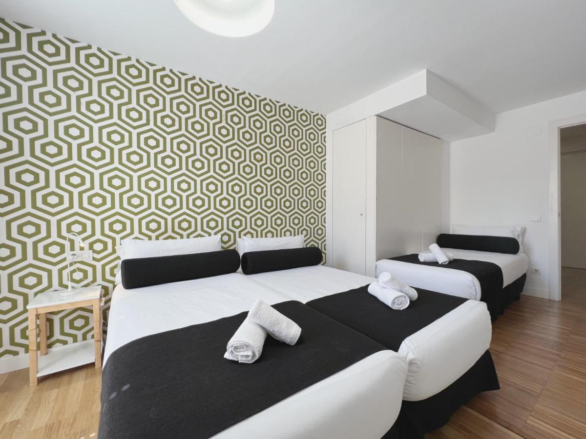 Stay U-Nique Apartments Pellaires バルセロナ エクステリア 写真