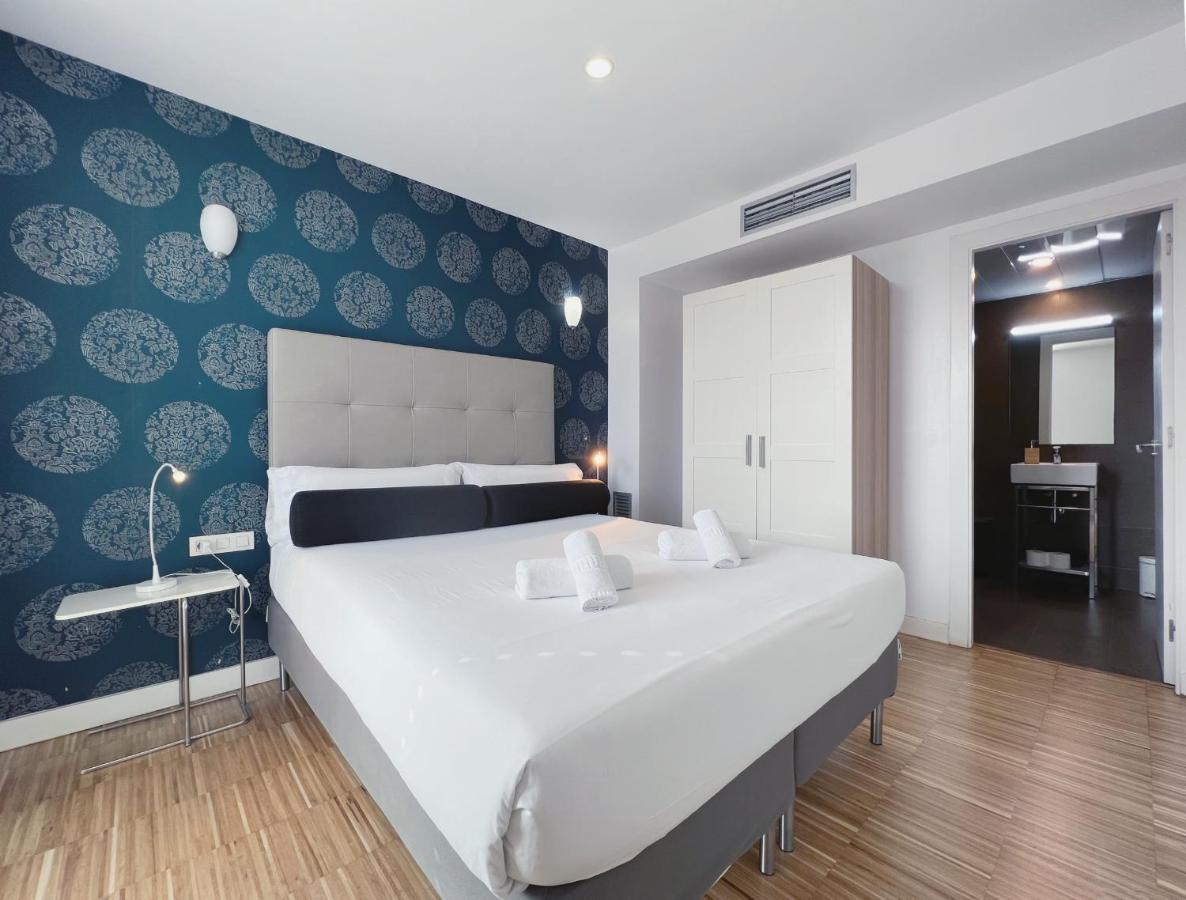 Stay U-Nique Apartments Pellaires バルセロナ エクステリア 写真
