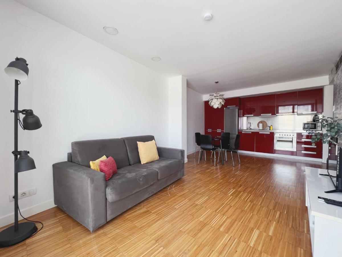 Stay U-Nique Apartments Pellaires バルセロナ エクステリア 写真