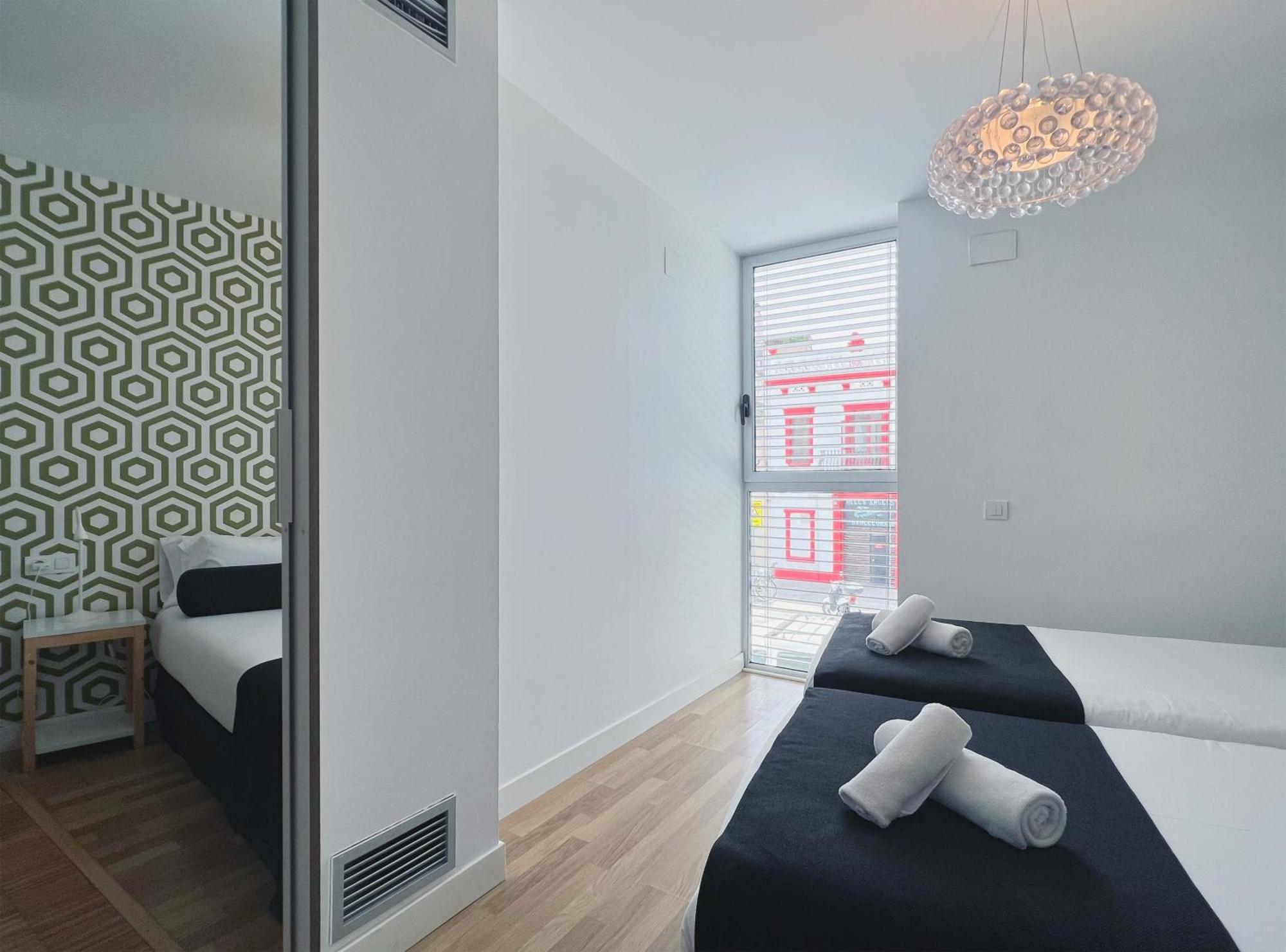 Stay U-Nique Apartments Pellaires バルセロナ エクステリア 写真